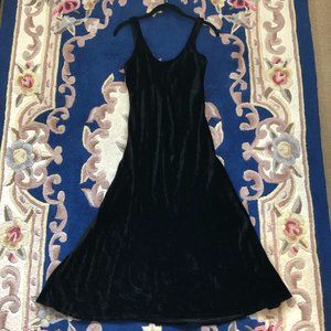 Vintage crushed velvet Betsey Johnson midi dress